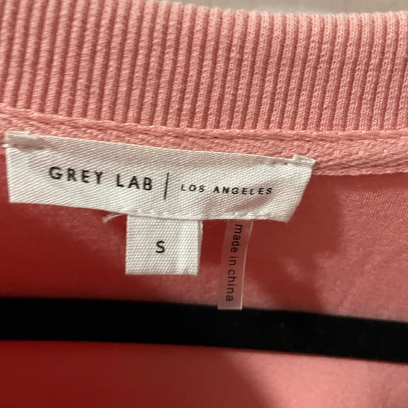 Grey Lab pink plush crop sweater - Picture 2 of 5